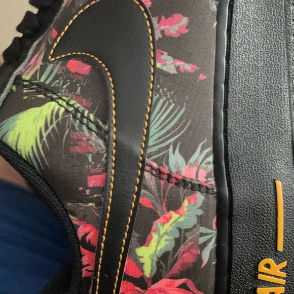 Nike Air Force 1'07
LV8 “Floral Pack” Mens 10 - Picture 8 of 11